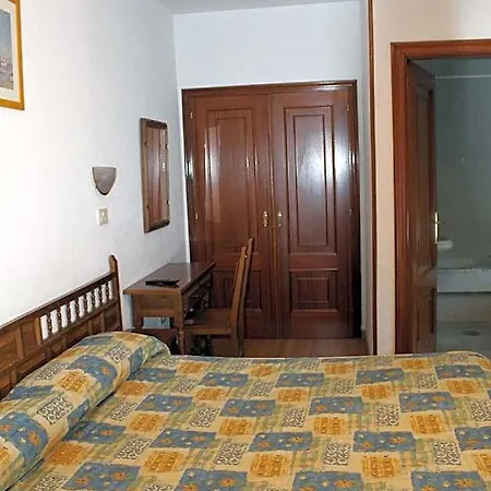 Hotel Santa Clara 2*